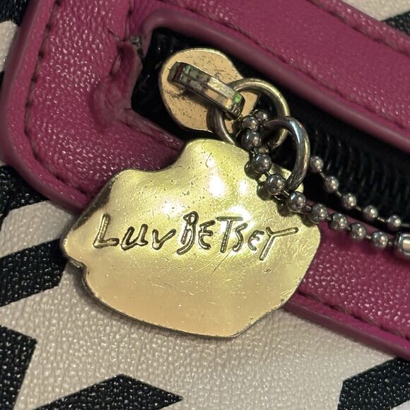 Betsey Johnson Backpack Plaid Black White Pink Adjustable Straps - Picture 4 of 11